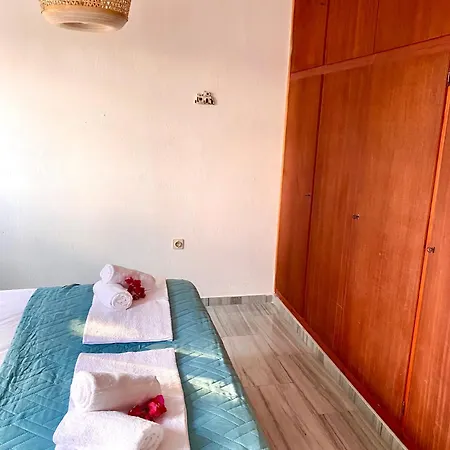 Elitas Lodge: Cosy Cycladic Outside Paroikia Páros