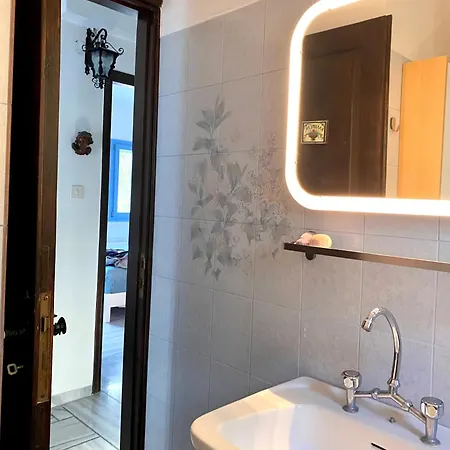 Holiday home Elitas Lodge: Cosy Cycladic Outside Paroikia *