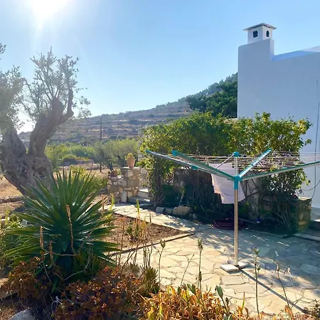 Dom wakacyjny Elitas Lodge: Cosy Cycladic Outside Paroikia *