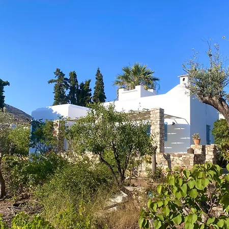 Elitas Lodge: Cosy Cycladic Outside Paroikia Holiday home *